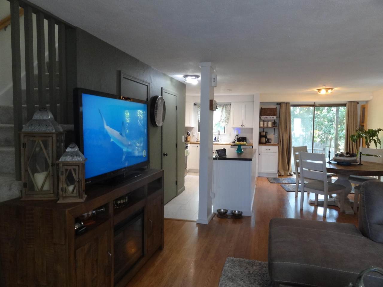 https://bt-photos.global.ssl.fastly.net/capecod/1280_boomver_2_22603491-2.jpg