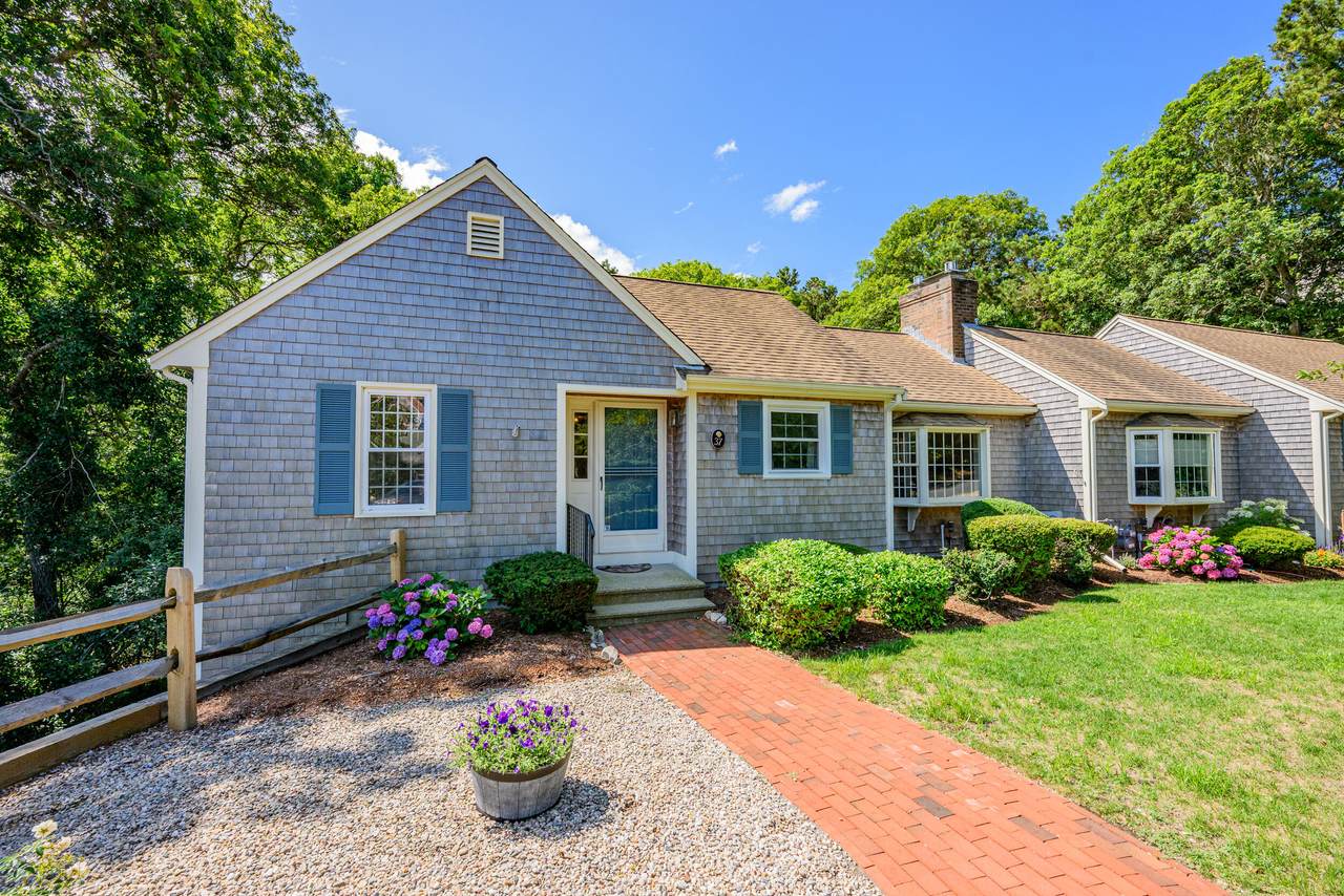 https://bt-photos.global.ssl.fastly.net/capecod/1280_boomver_2_22603518-2.jpg