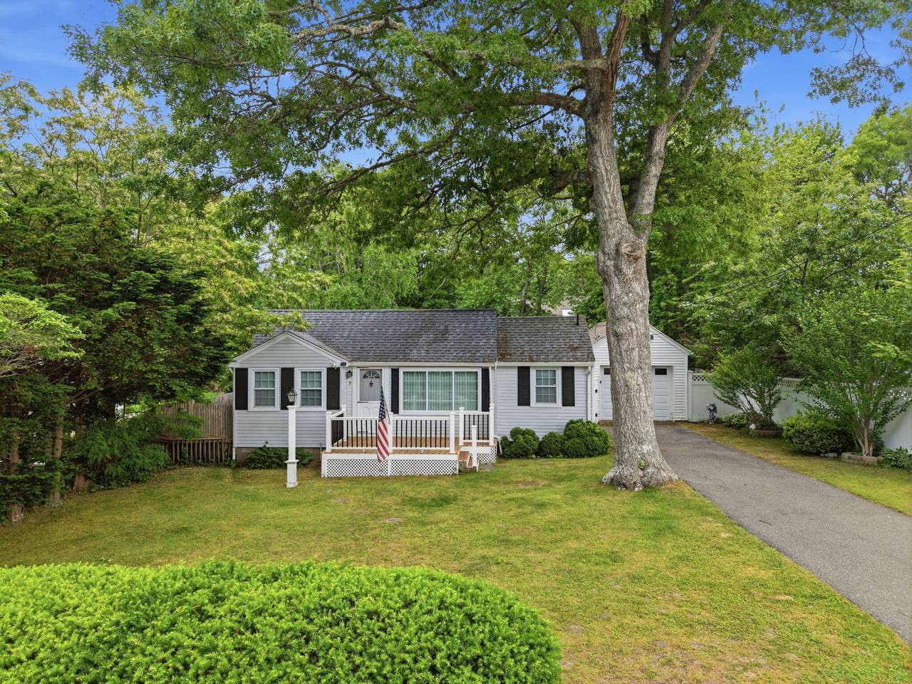 https://bt-photos.global.ssl.fastly.net/capecod/1280_boomver_2_22603779-2.jpg
