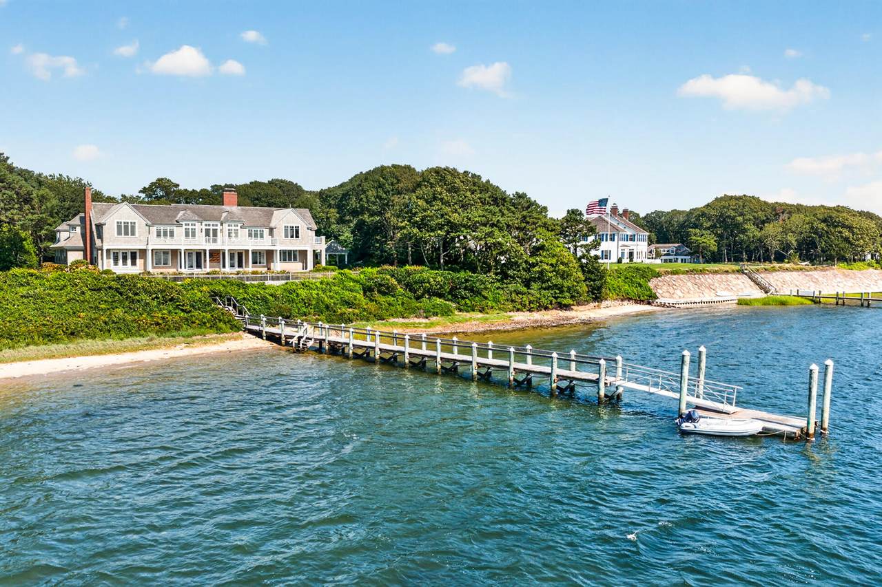 https://bt-photos.global.ssl.fastly.net/capecod/1280_boomver_2_22603952-2.jpg