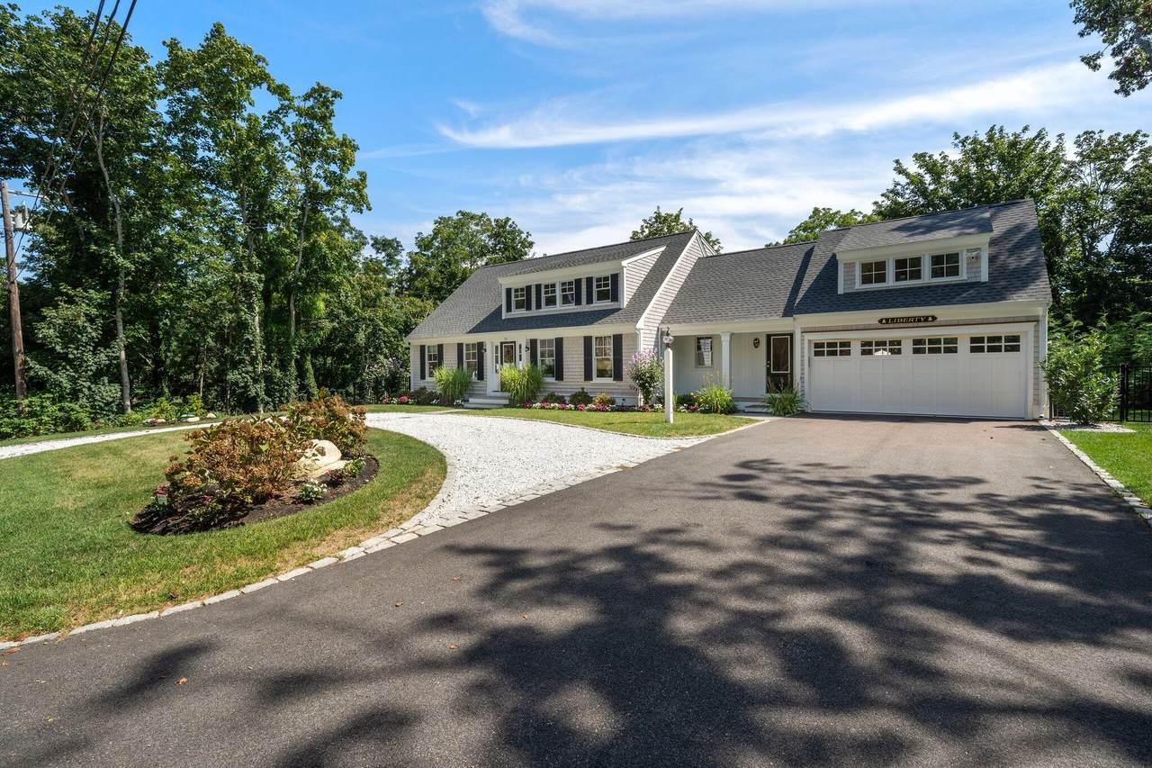 https://bt-photos.global.ssl.fastly.net/capecod/1280_boomver_2_22604213-2.jpg