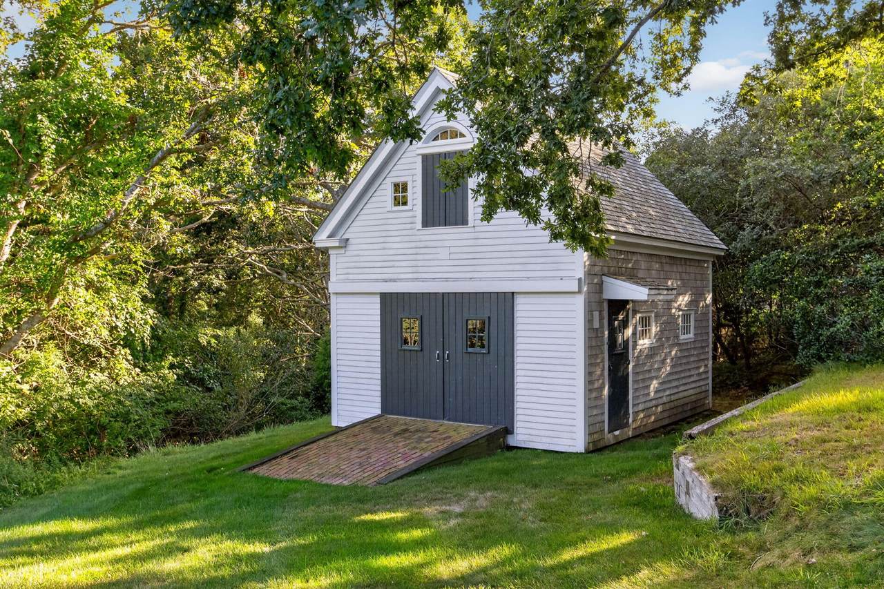 https://bt-photos.global.ssl.fastly.net/capecod/1280_boomver_2_22604577-2.jpg