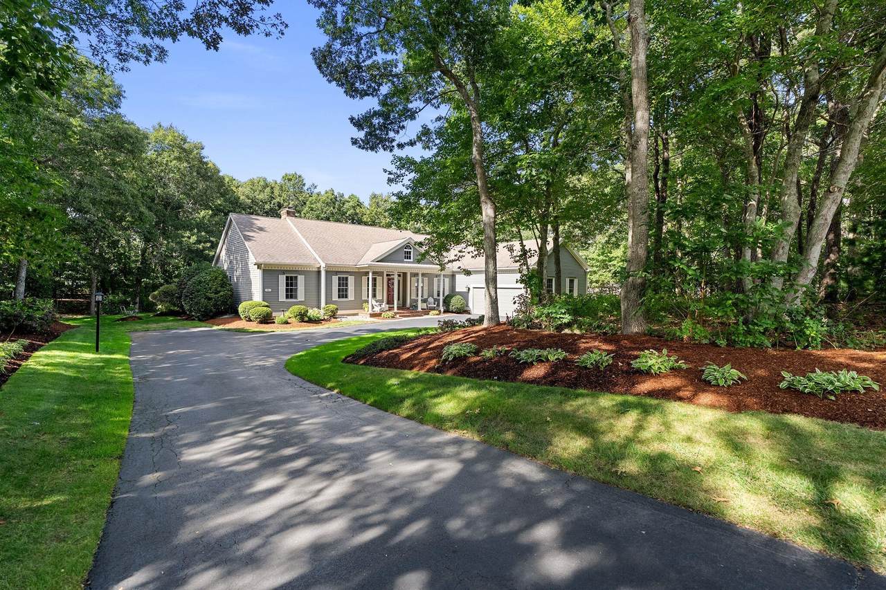 11 Sycamore Avenue - Photo 1