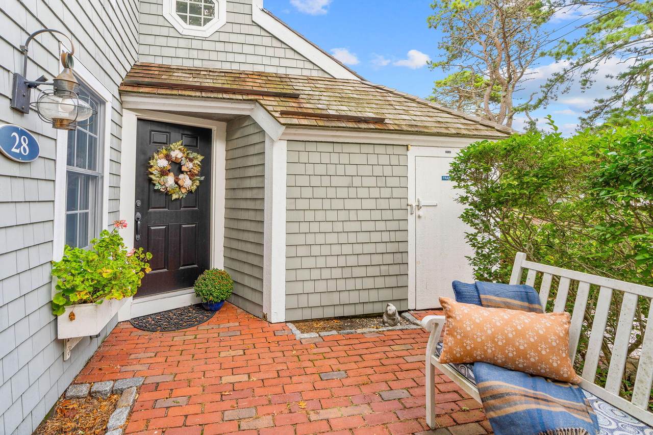 https://bt-photos.global.ssl.fastly.net/capecod/orig_boomver_3_22604837-2.jpg