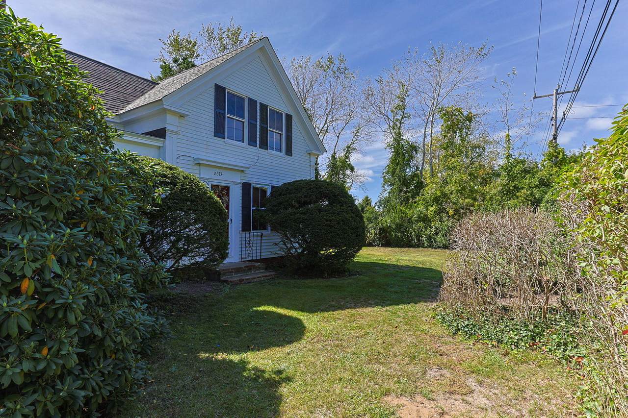 2673 Main Street - Photo 1