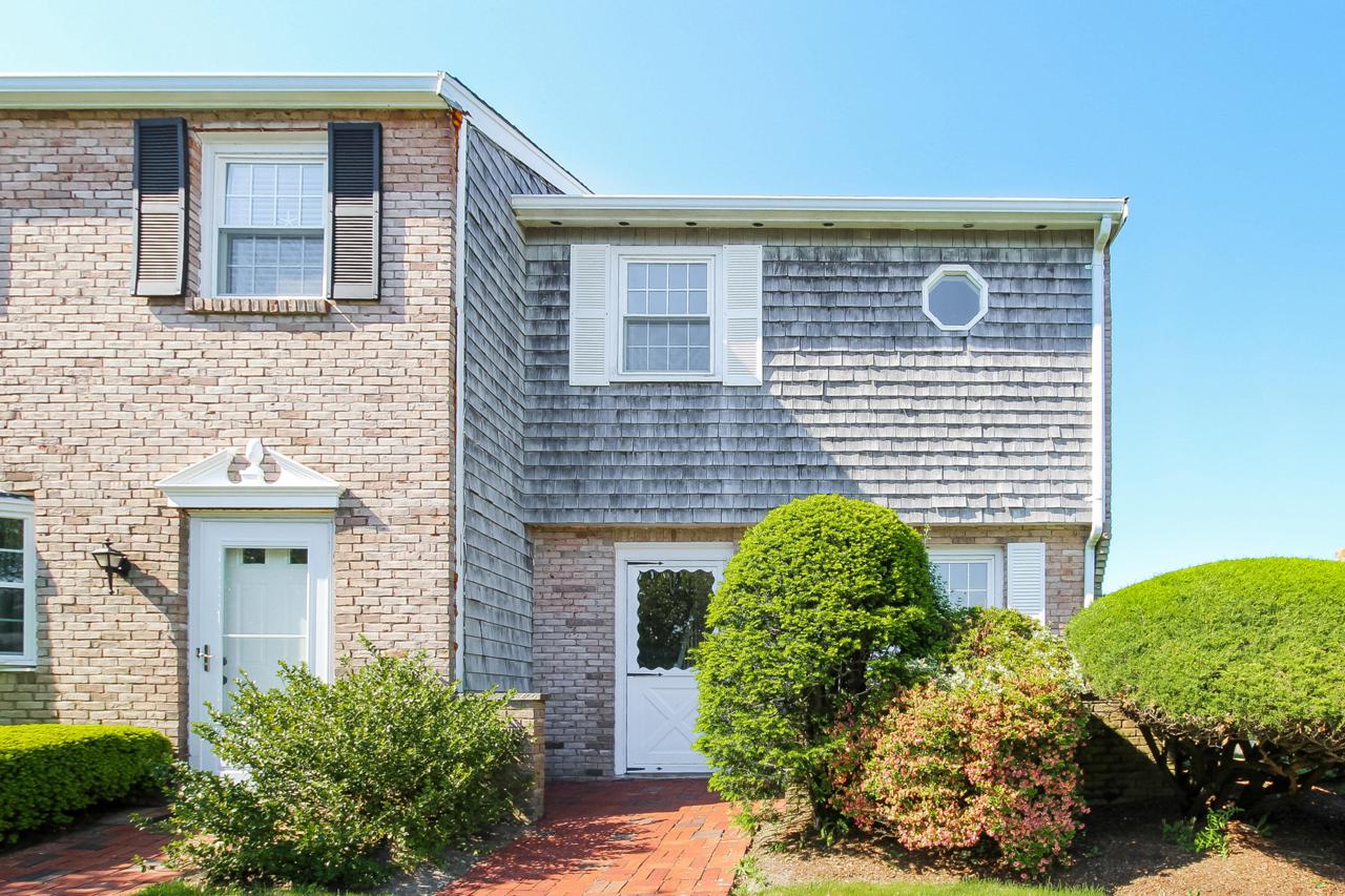 16 Captain Cook Lane - Photo 1