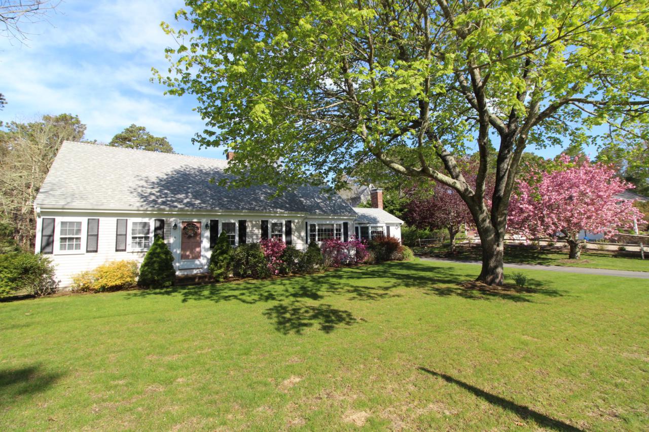 6 Sterling Road - Photo 1