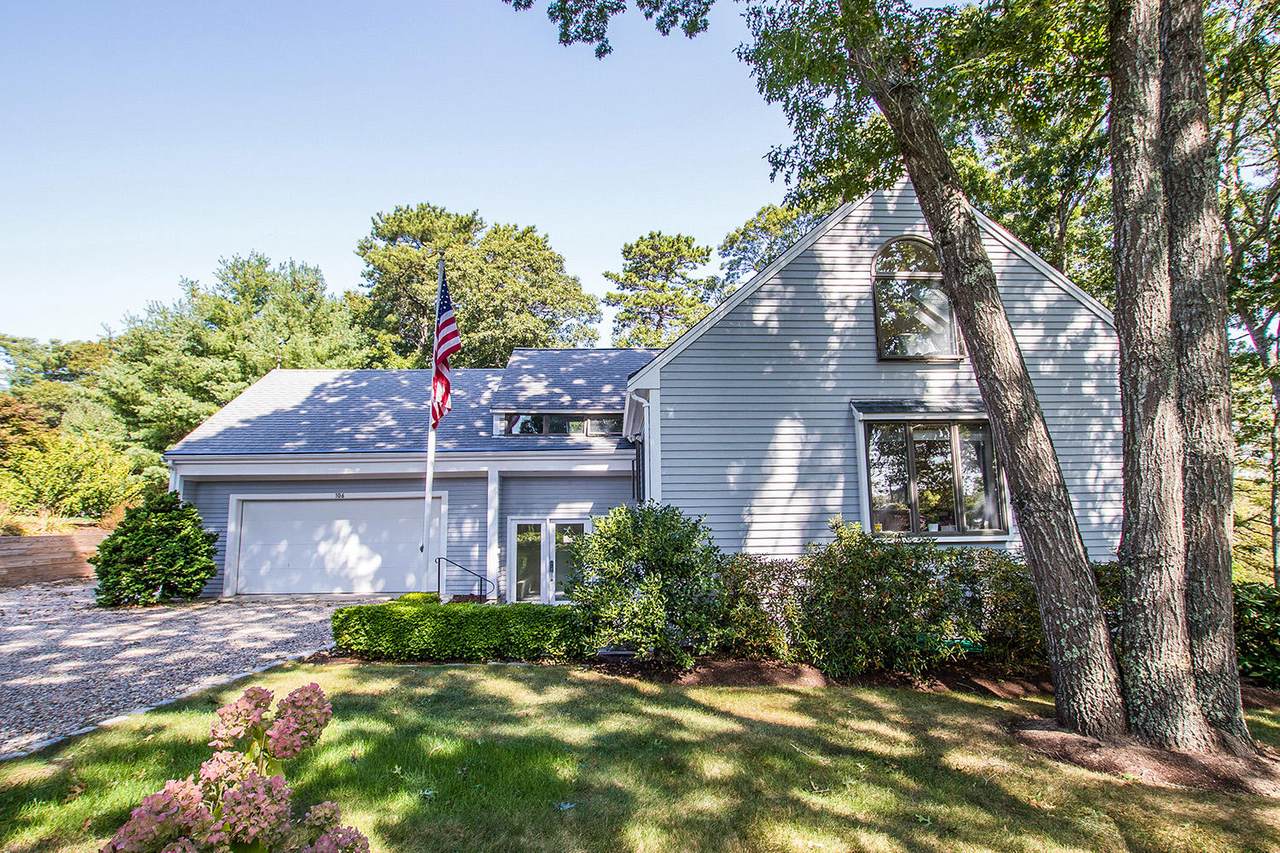 106 Waterside Drive - Photo 1