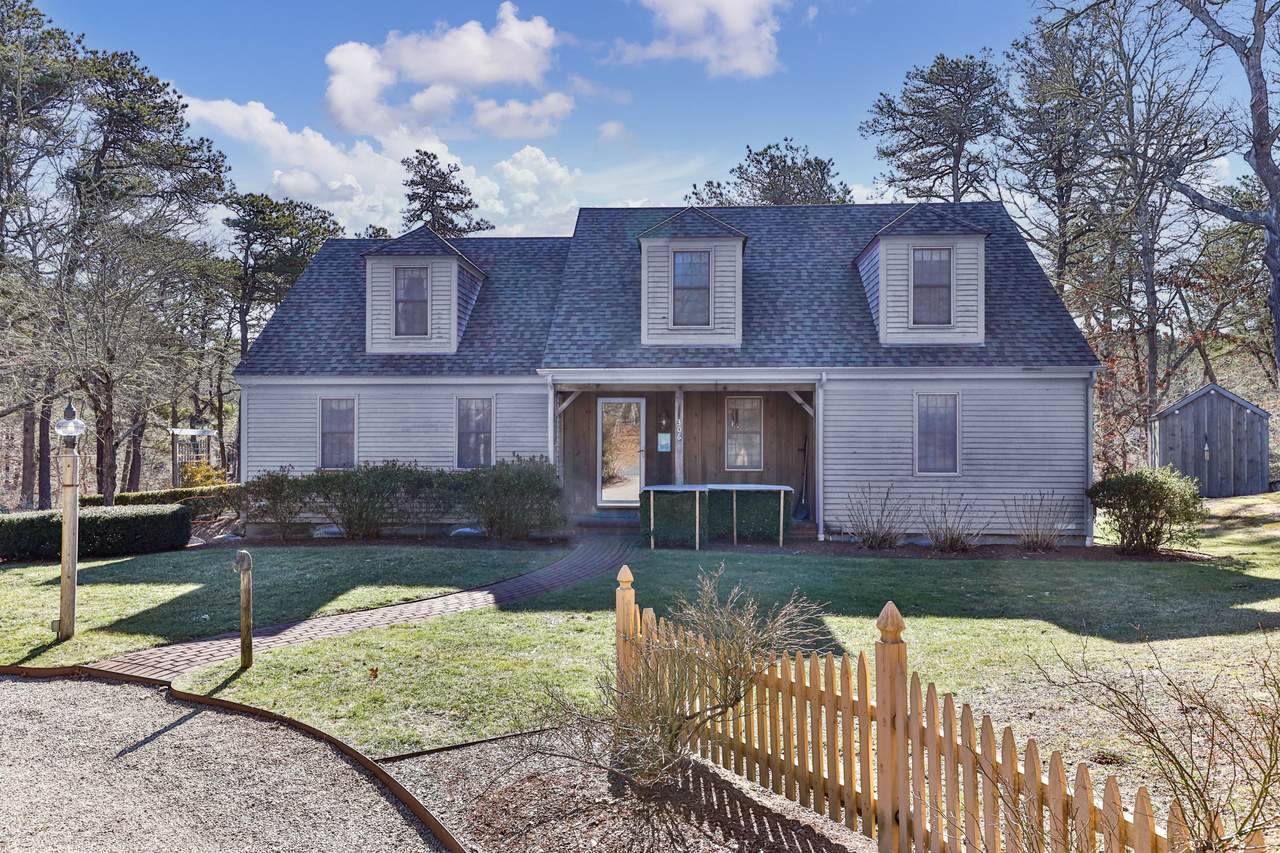 306 Old Comers Road - Photo 1