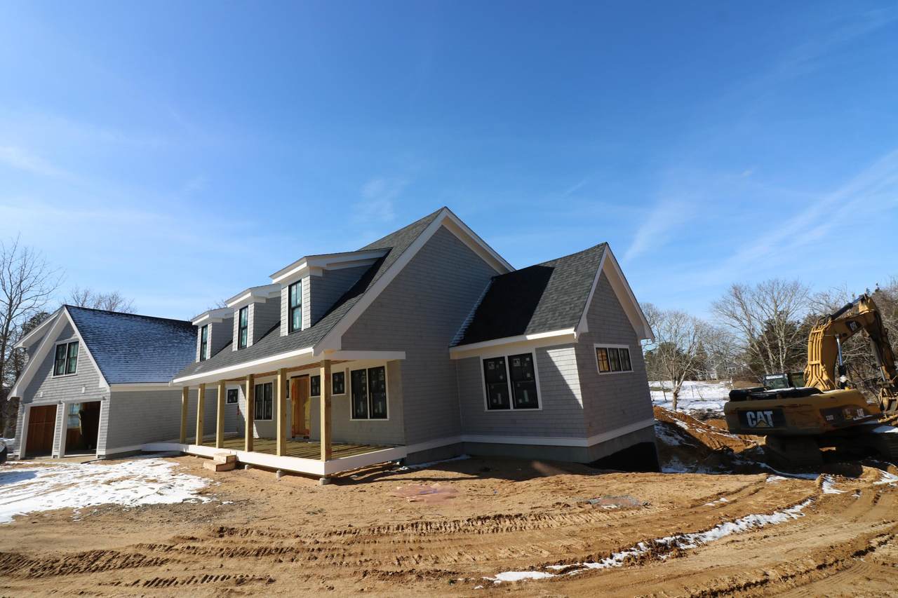 264 Tonset Road - Photo 1