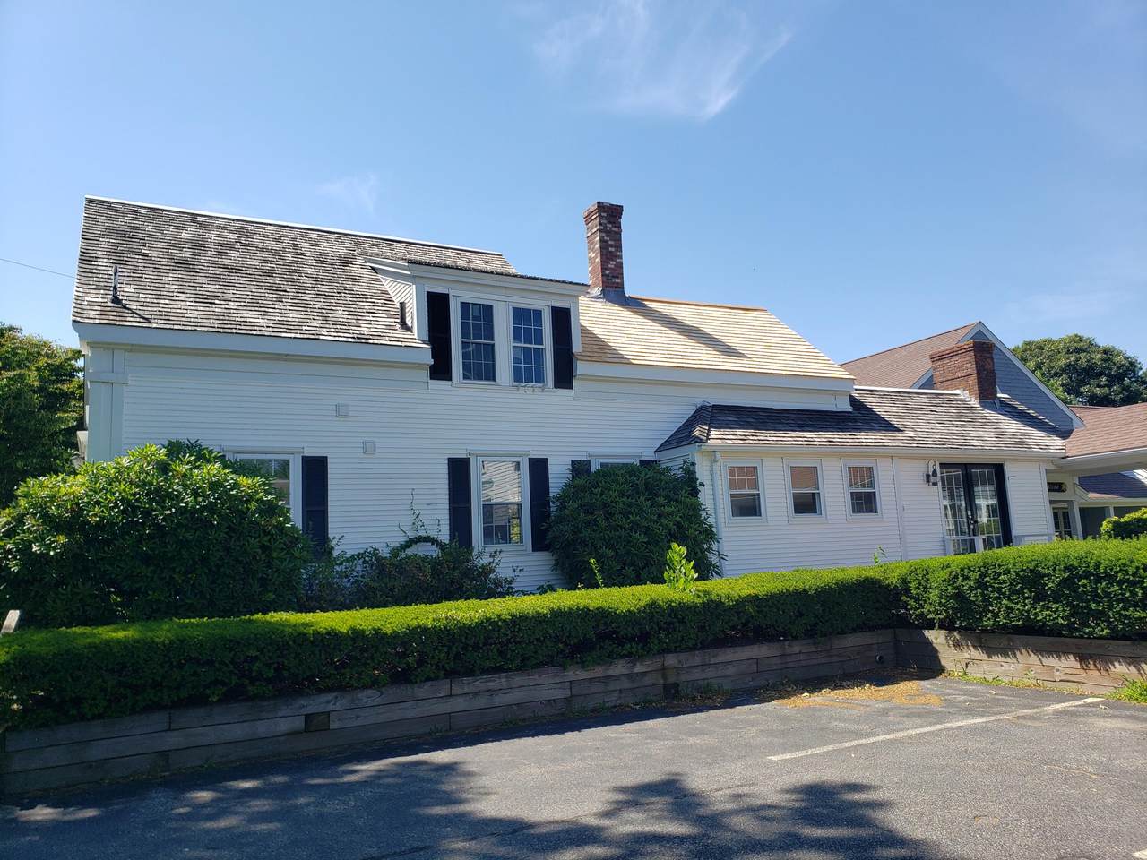 894 Main Street - Photo 1