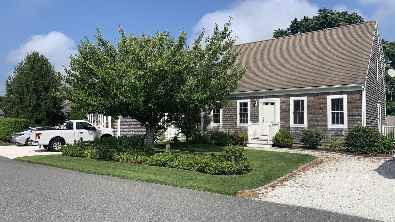 121 Camp Street - Photo 1