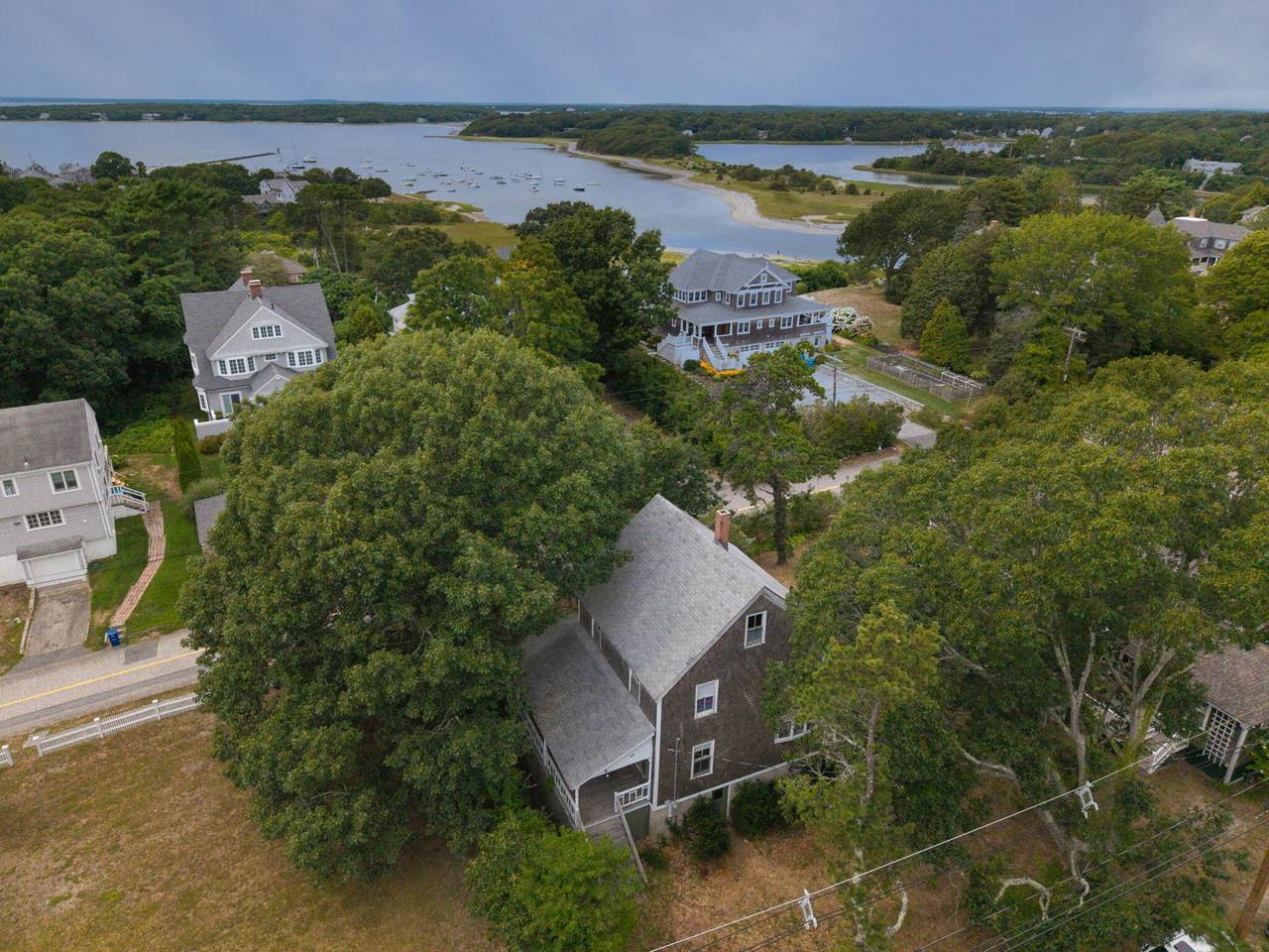 https://bt-photos.global.ssl.fastly.net/capecod/1280_boomver_3_22503837-2.jpg