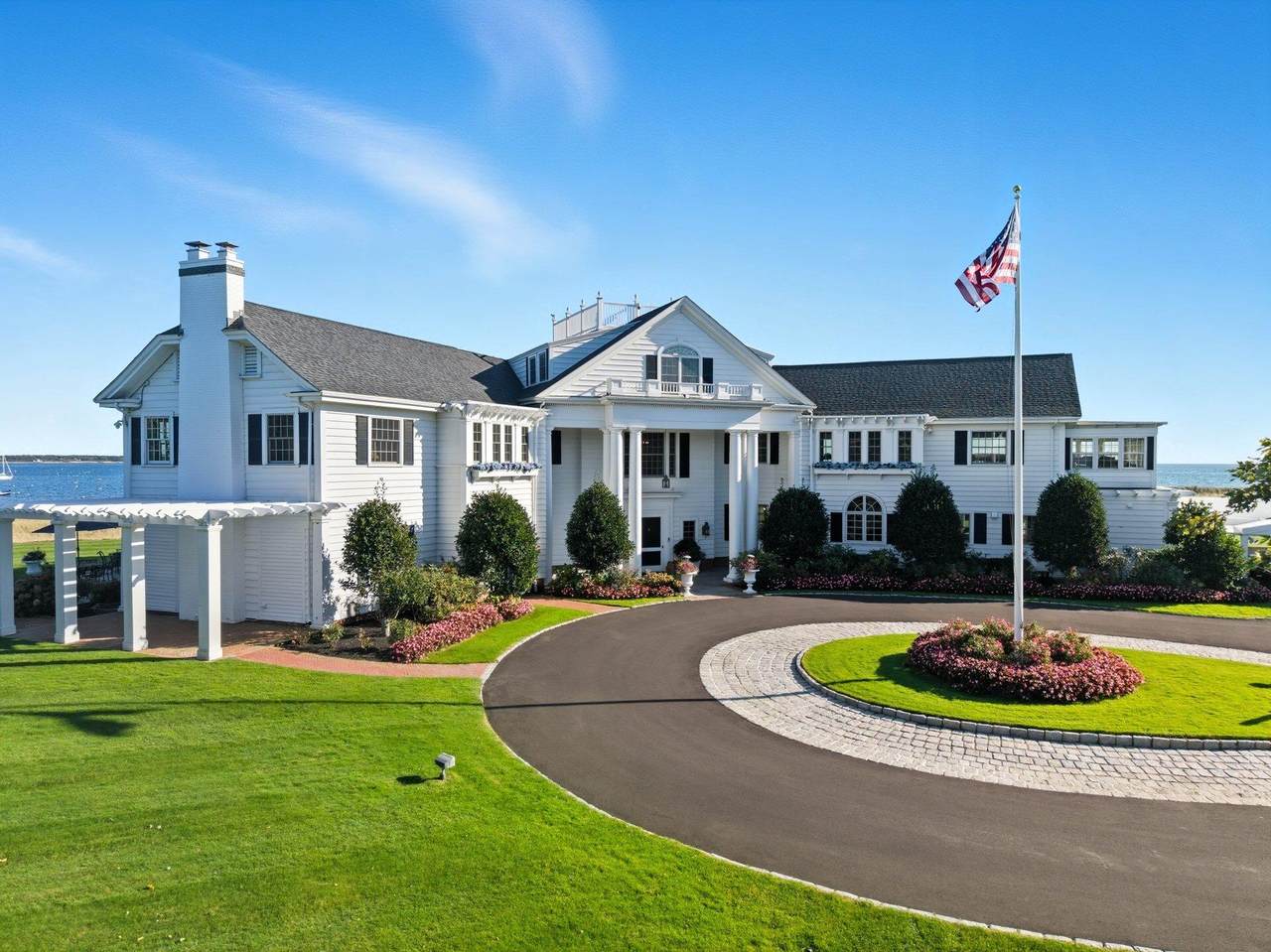 https://bt-photos.global.ssl.fastly.net/capecod/1280_boomver_1_22505725-2.jpg
