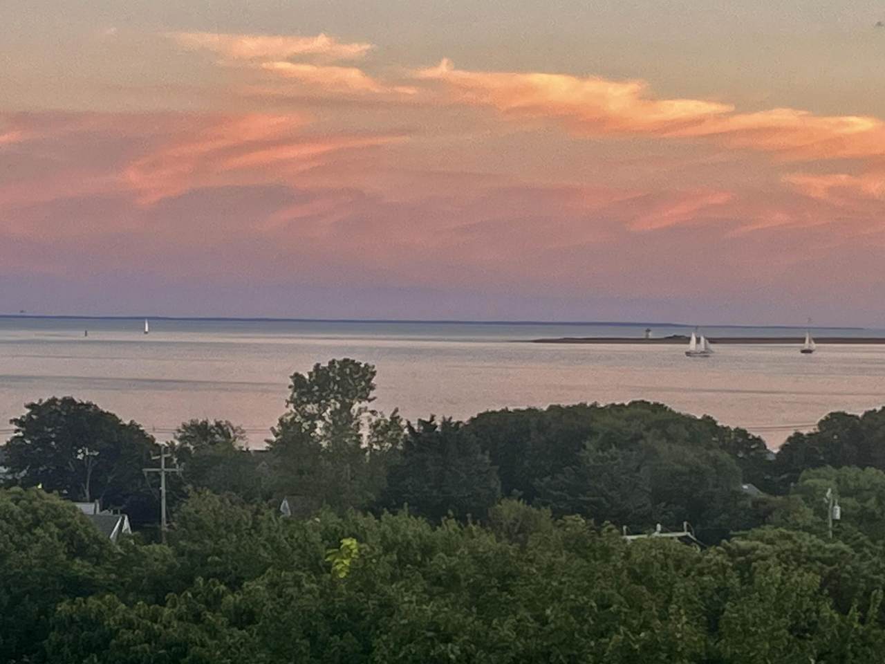 https://bt-photos.global.ssl.fastly.net/capecod/1280_boomver_3_22505937-2.jpg