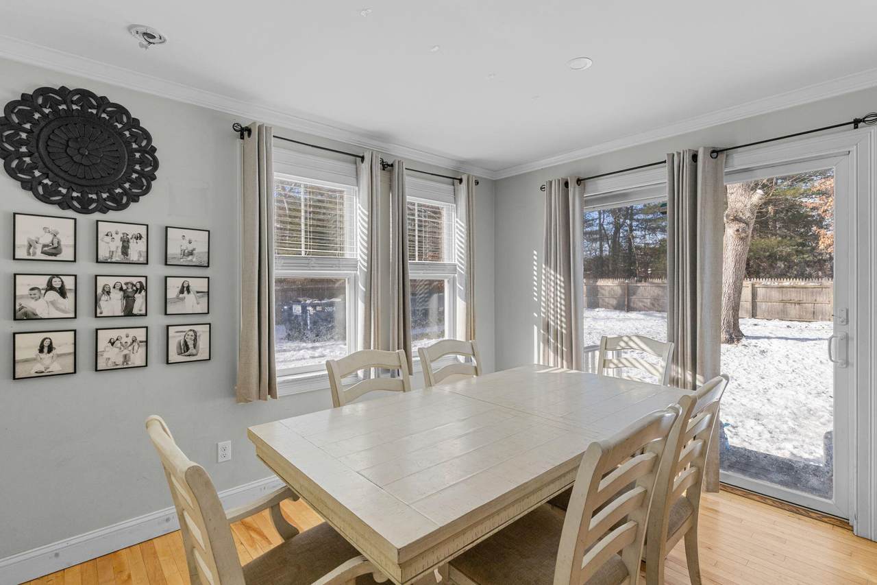 1597 Santuit-Newtown Road - Photo 1