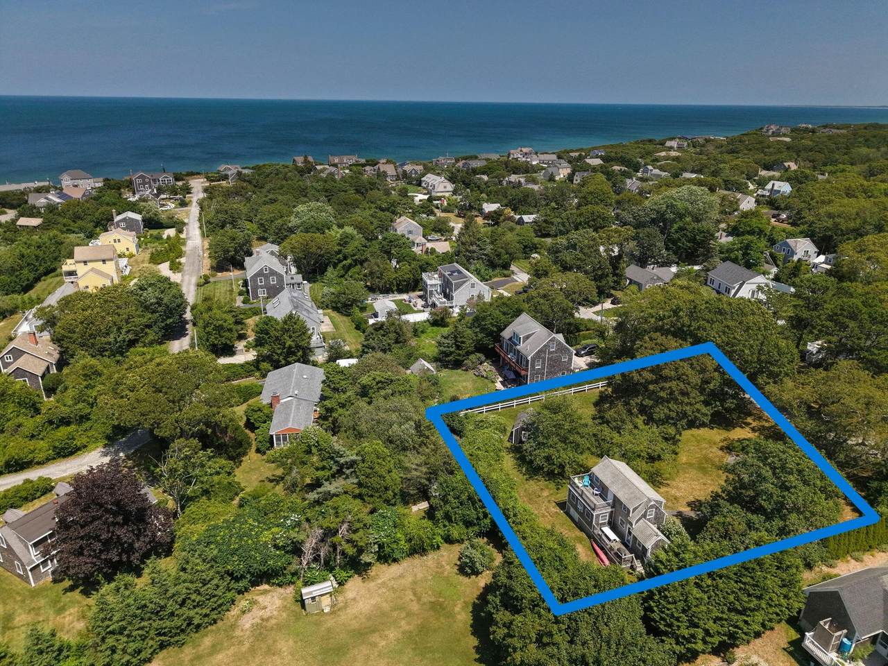https://bt-photos.global.ssl.fastly.net/capecod/1280_boomver_2_22600903-2.jpg