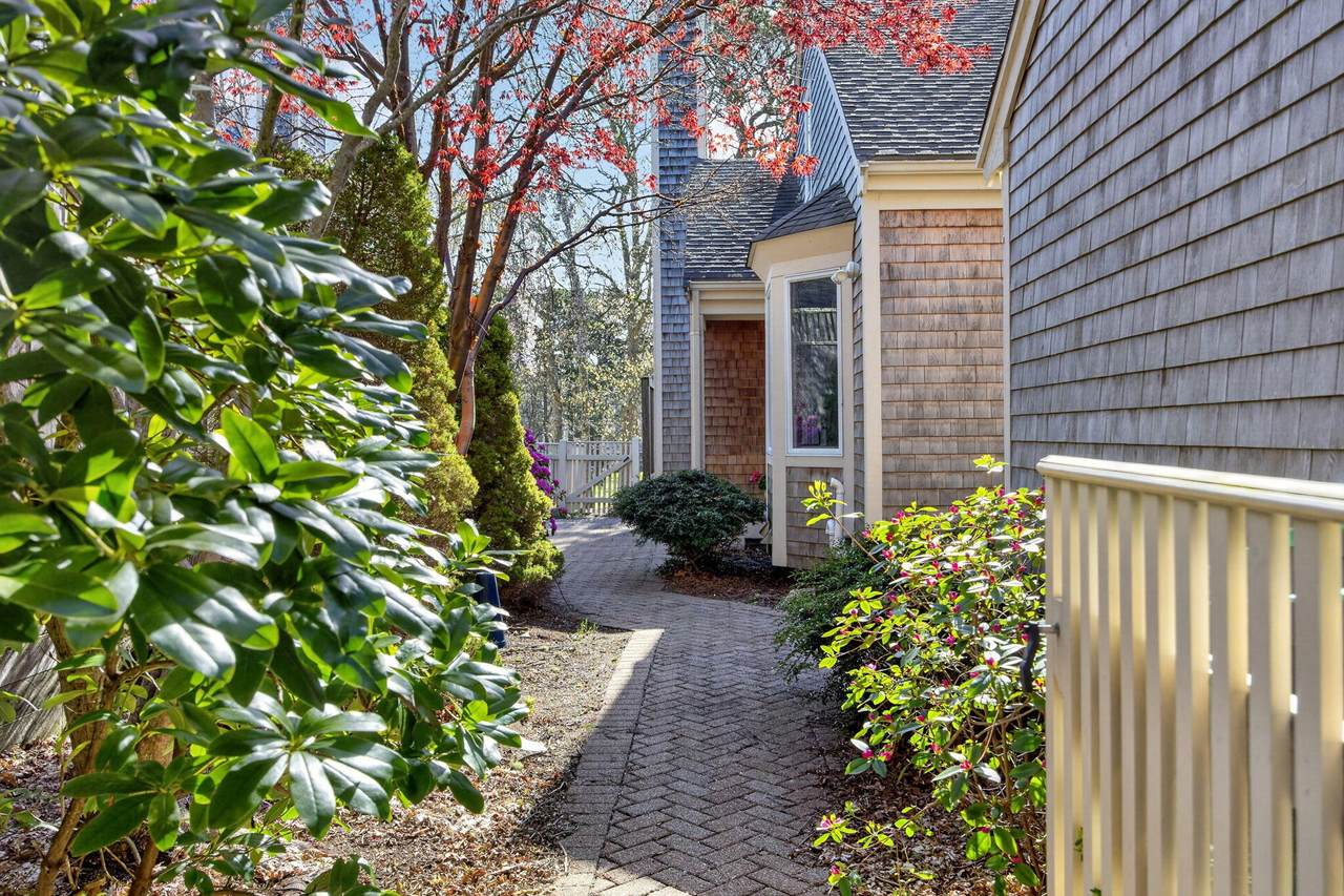 https://bt-photos.global.ssl.fastly.net/capecod/1280_boomver_2_22600935-2.jpg