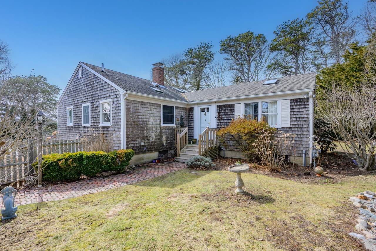 https://bt-photos.global.ssl.fastly.net/capecod/1280_boomver_2_22600948-2.jpg