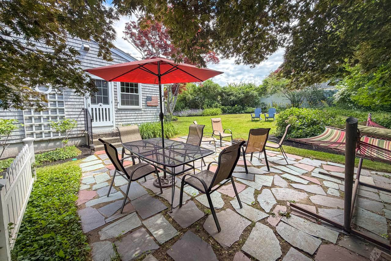 https://bt-photos.global.ssl.fastly.net/capecod/1280_boomver_3_22600988-2.jpg