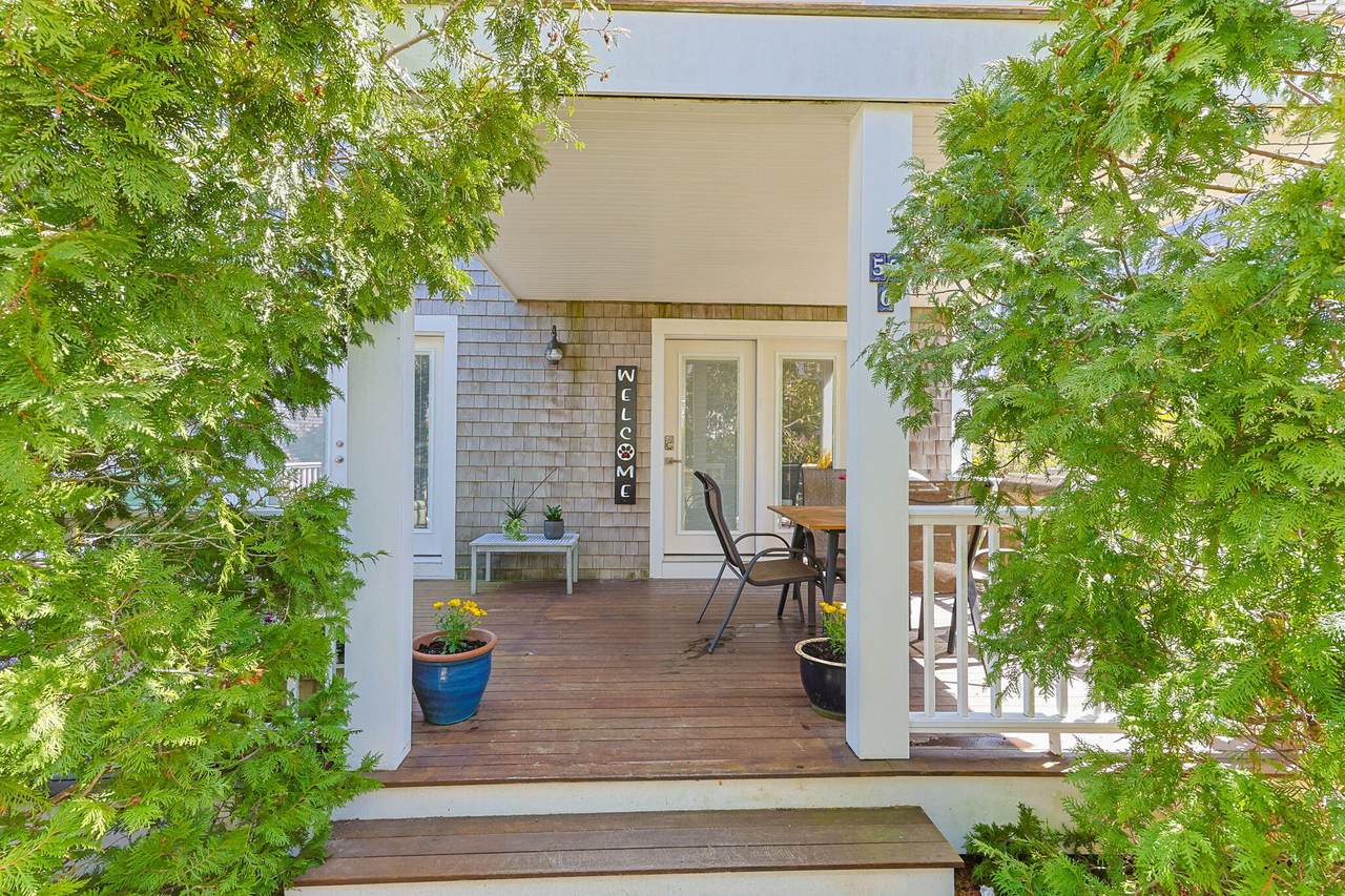 52 Harry Kemp Way - Photo 1
