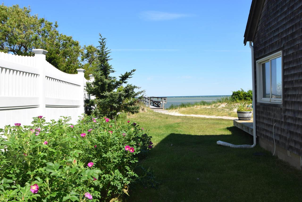 https://bt-photos.global.ssl.fastly.net/capecod/1280_boomver_4_22601692-2.jpg