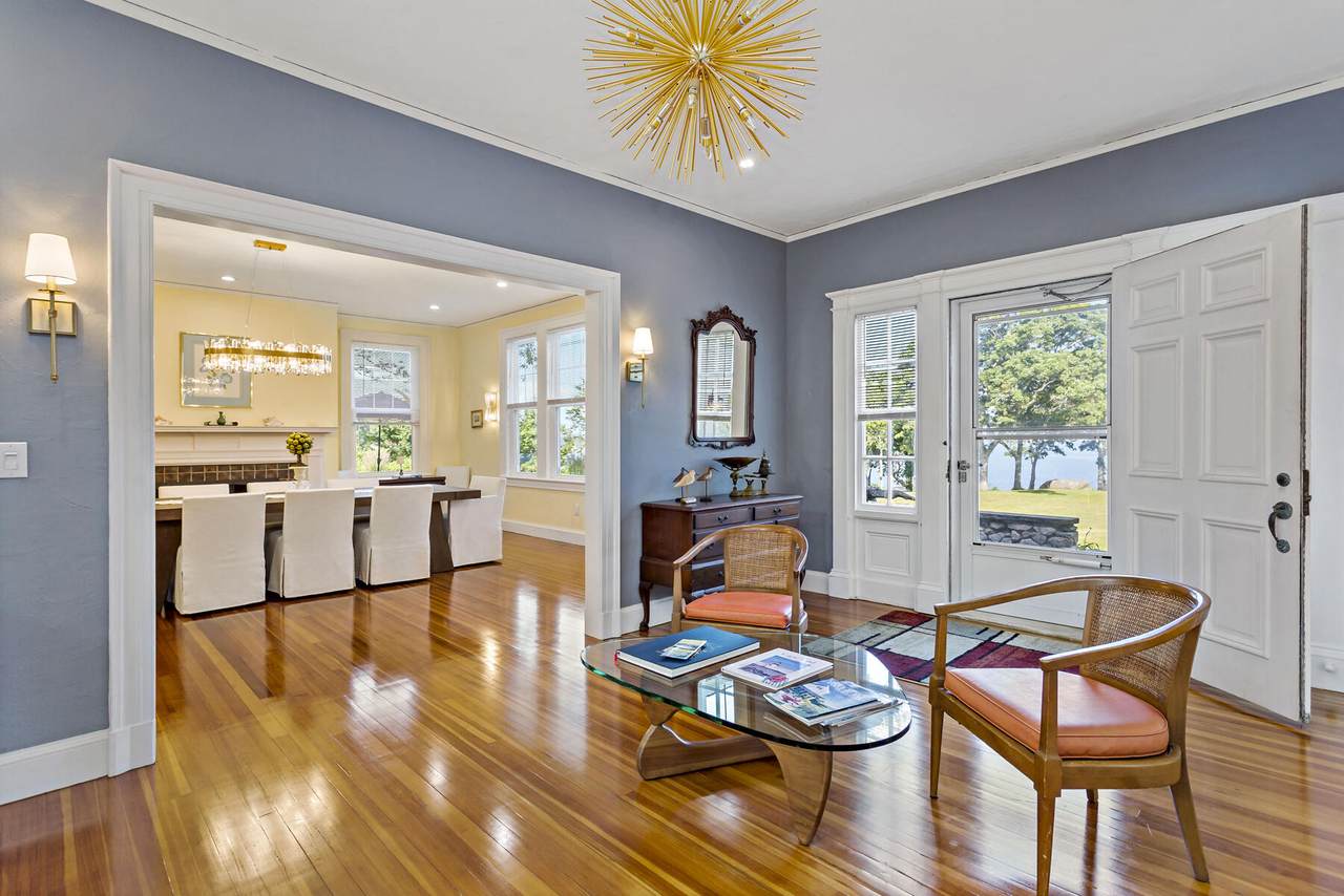 https://bt-photos.global.ssl.fastly.net/capecod/1280_boomver_2_22601747-2.jpg