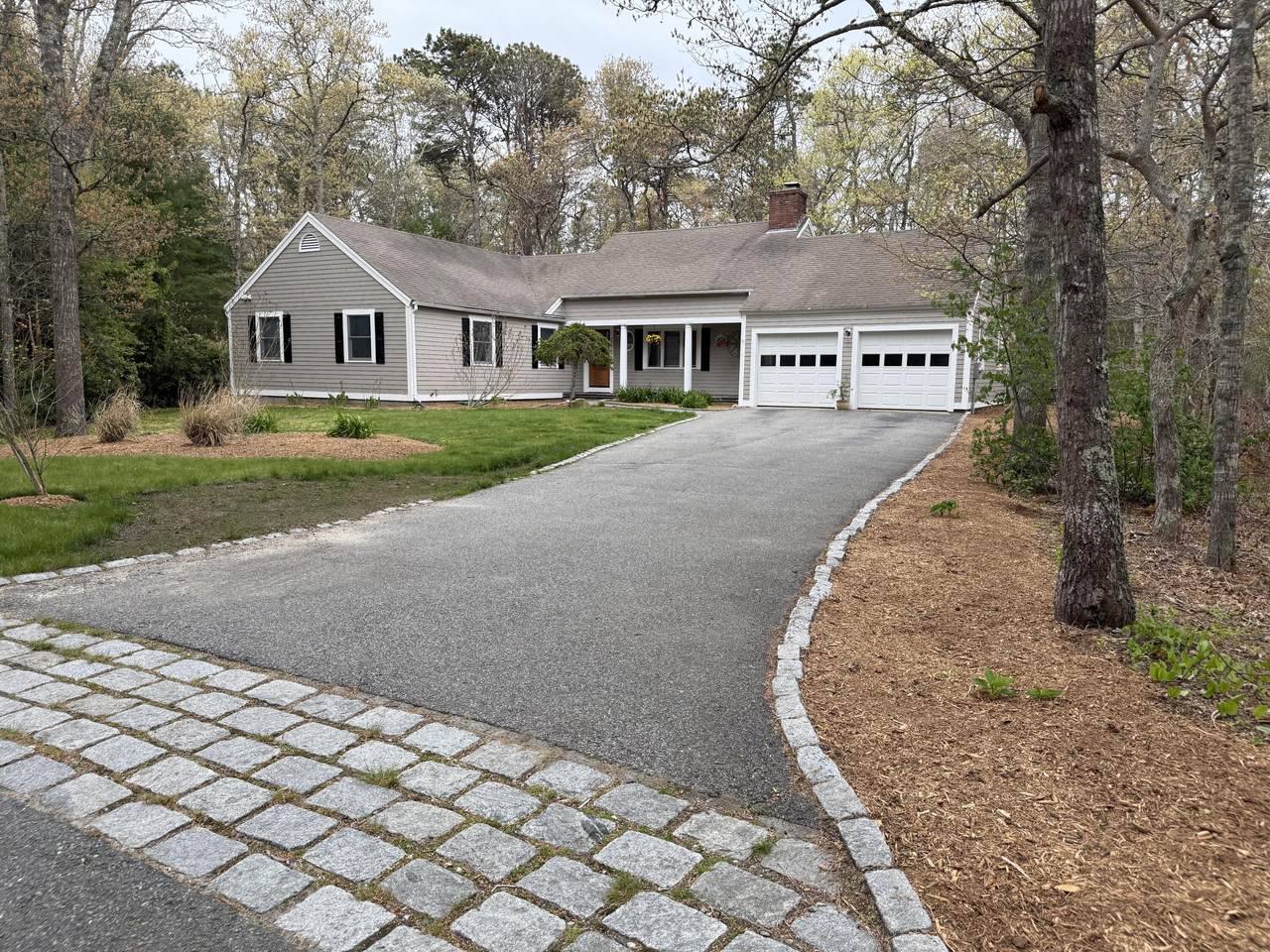 https://bt-photos.global.ssl.fastly.net/capecod/1280_boomver_2_22602074-2.jpg