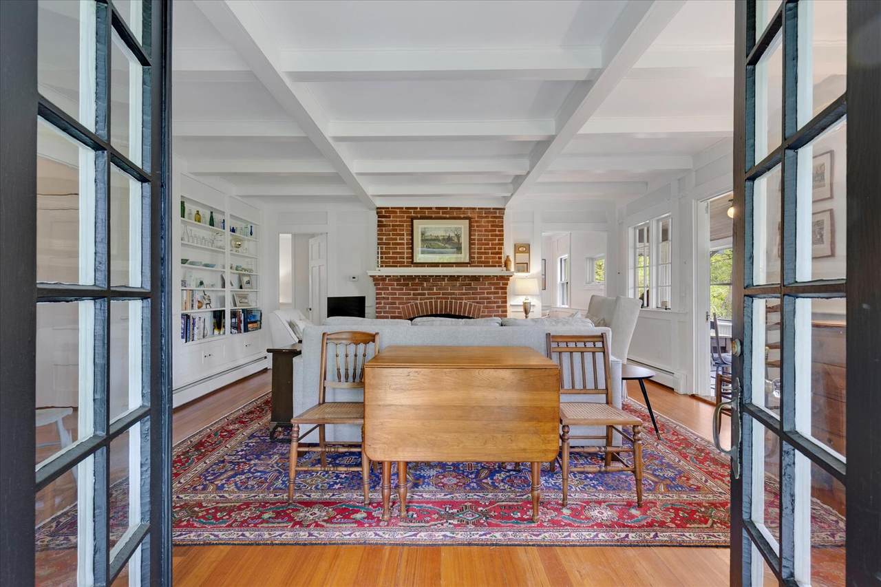 https://bt-photos.global.ssl.fastly.net/capecod/1280_boomver_2_22602436-2.jpg