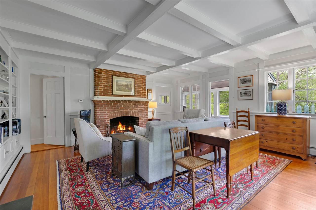 https://bt-photos.global.ssl.fastly.net/capecod/1280_boomver_2_22602436-2.jpg