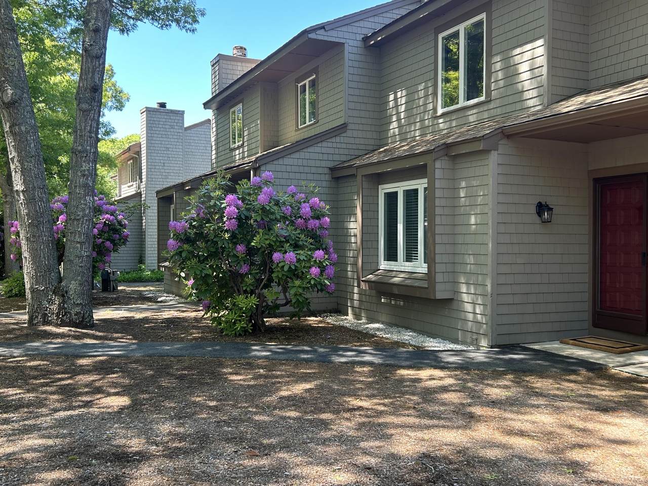 https://bt-photos.global.ssl.fastly.net/capecod/1280_boomver_3_22602655-2.jpg