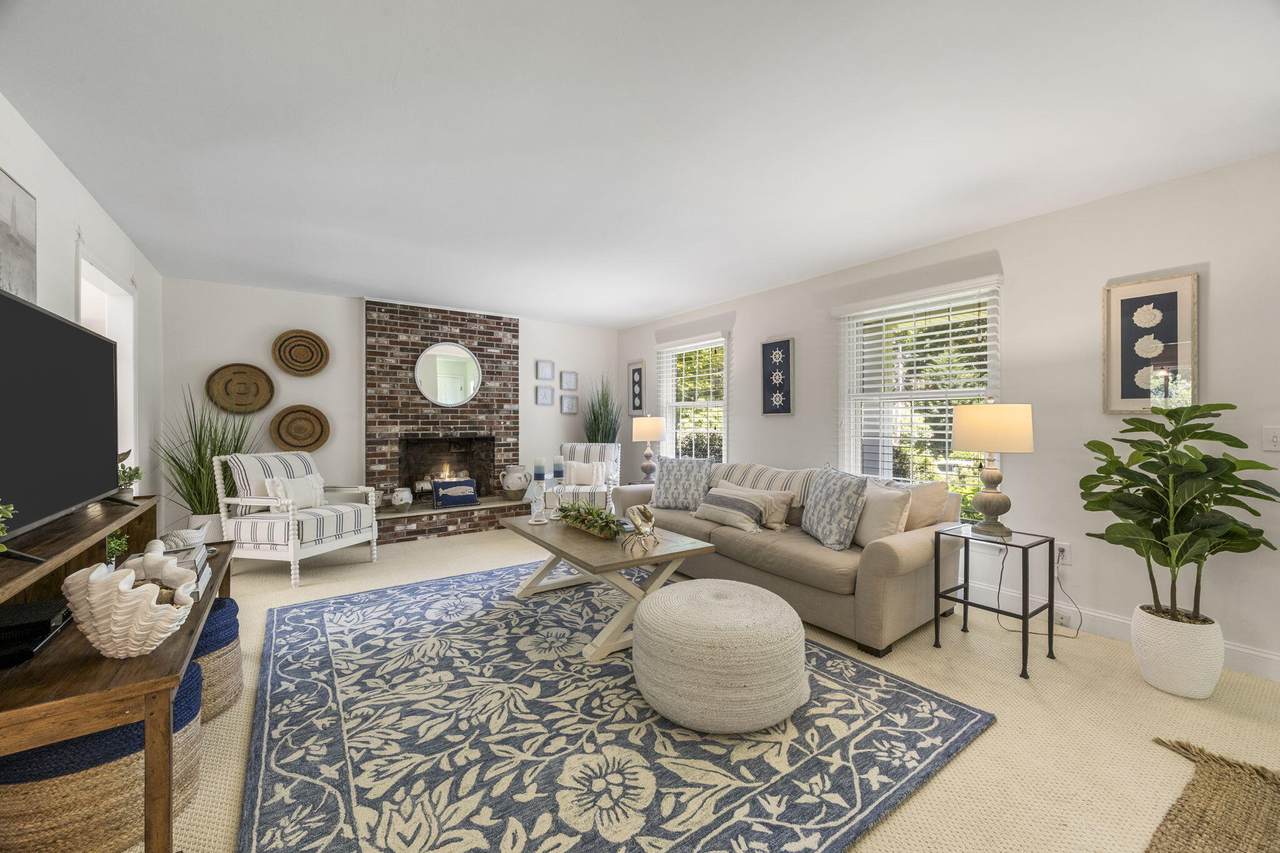 51 Chickadee Lane - Photo 1