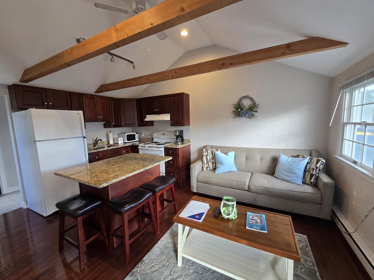 21 Holiday Lane - Photo 1