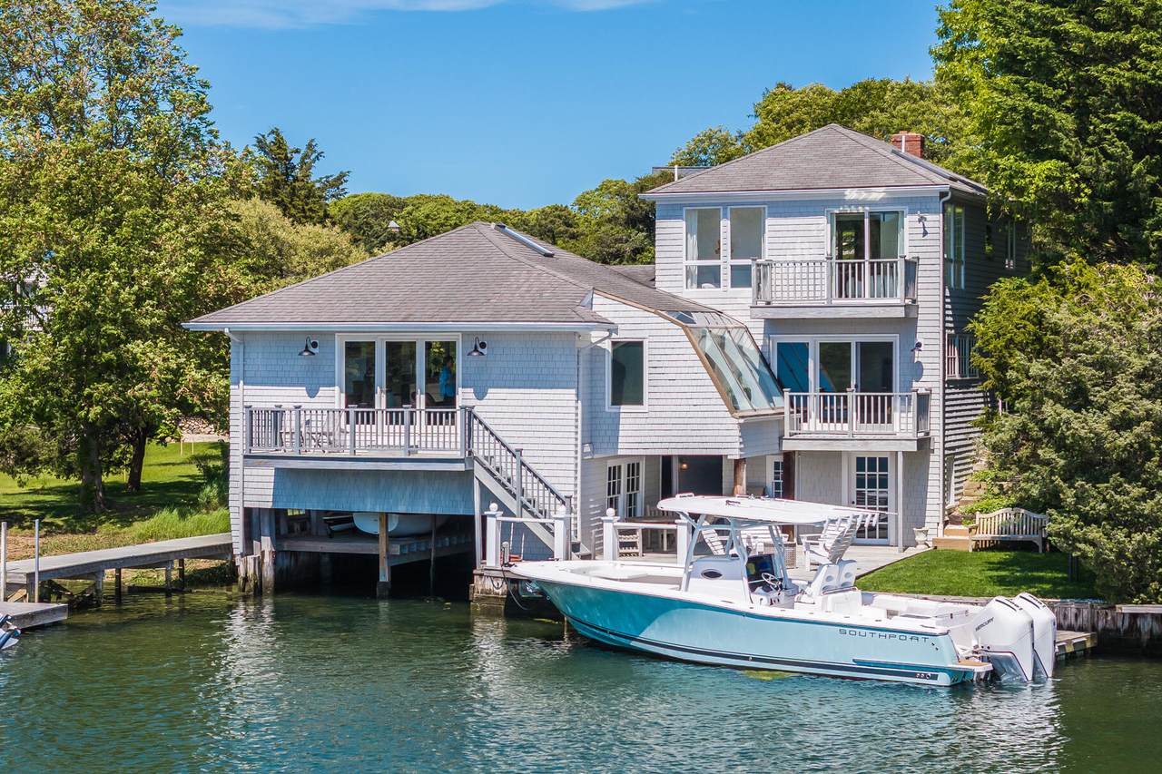 818 South Main Street - Photo 1