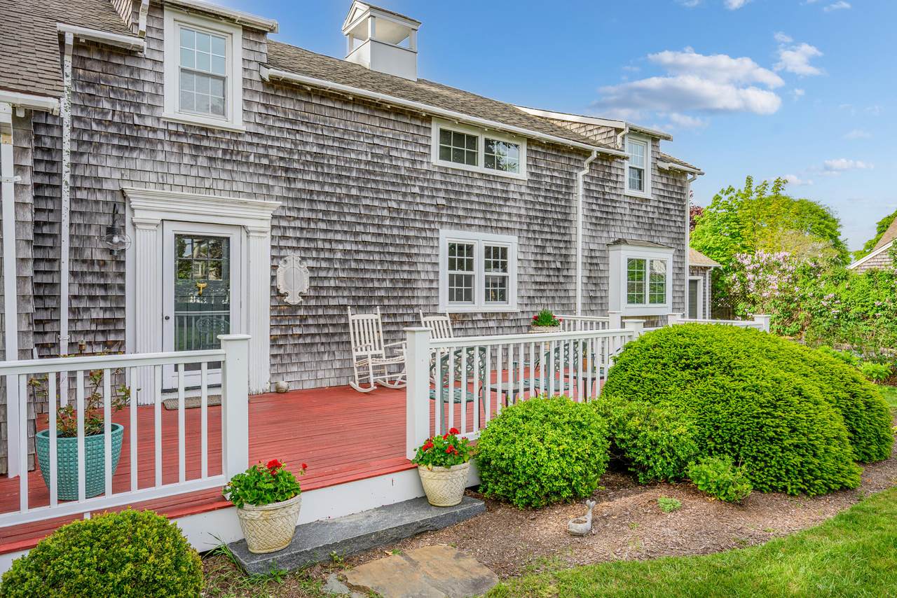 https://bt-photos.global.ssl.fastly.net/capecod/1280_boomver_2_22600592-2.jpg