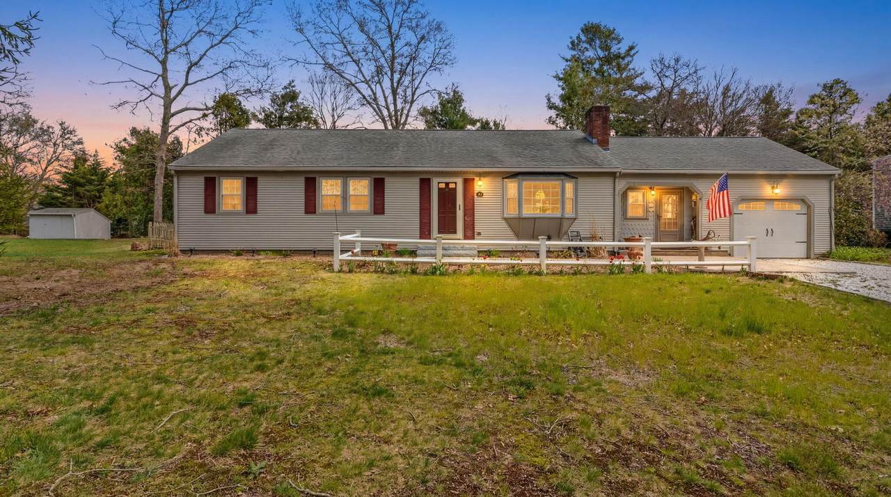 53 Hadrada Lane - Photo 1