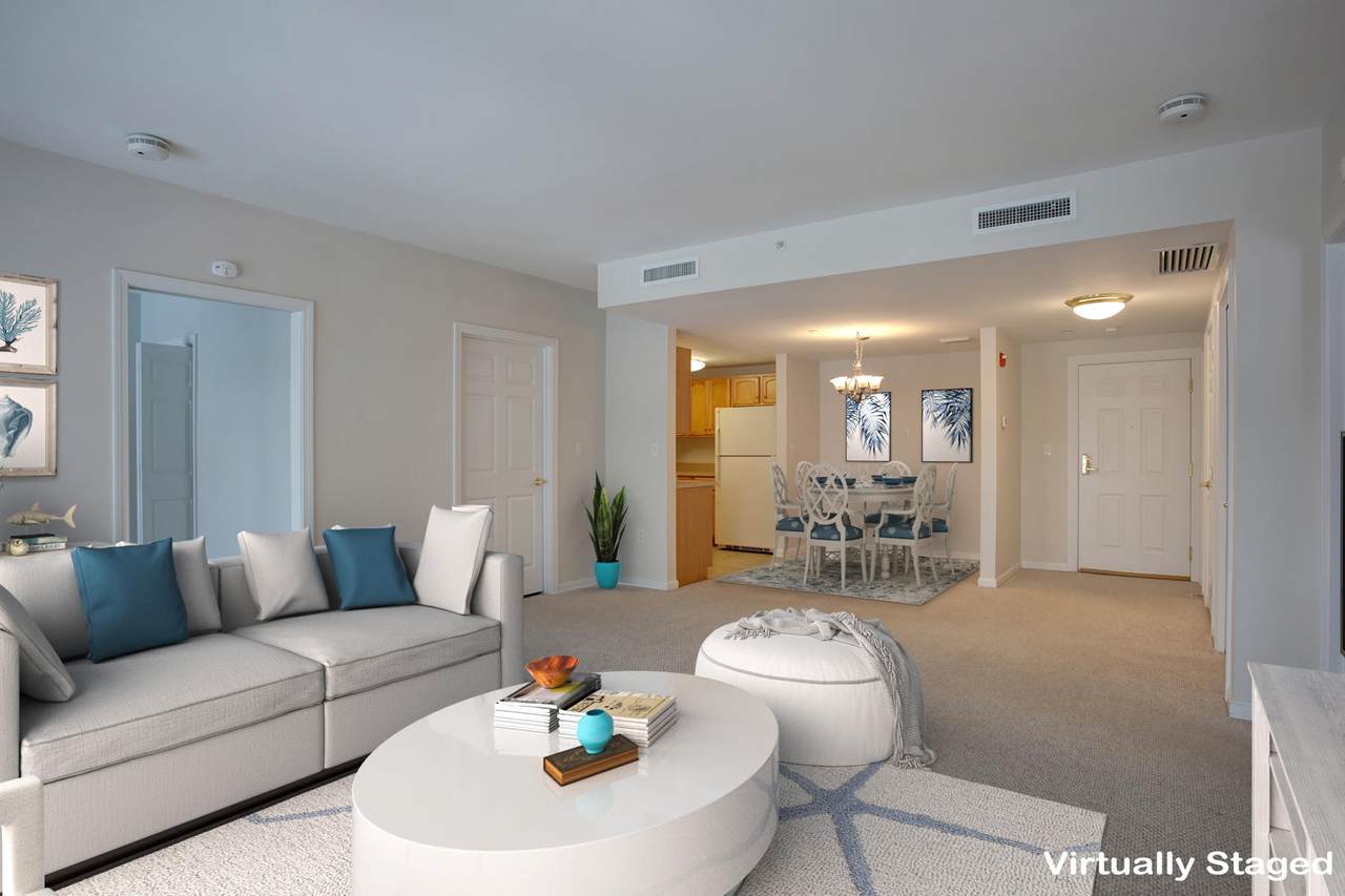 110 Dillingham Avenue - Photo 1