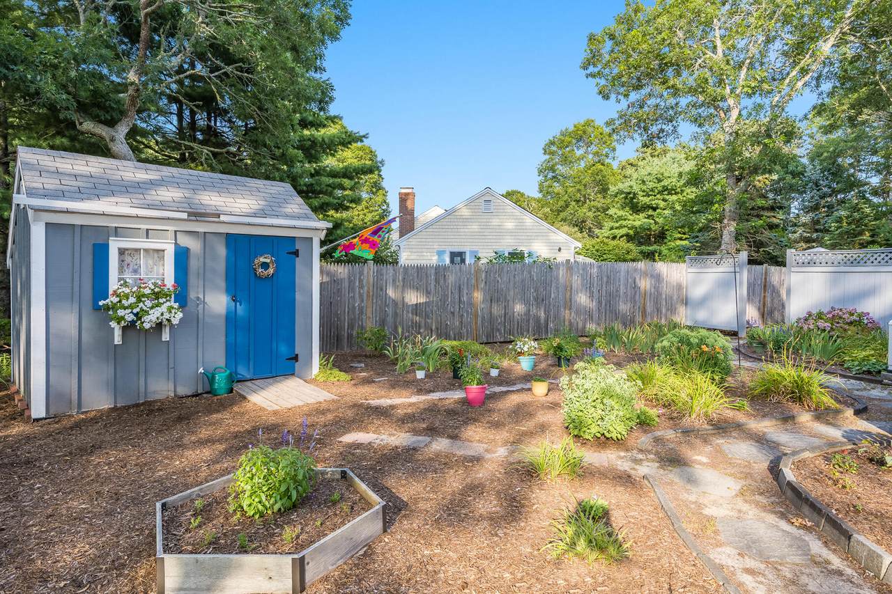https://bt-photos.global.ssl.fastly.net/capecod/1280_boomver_5_22503725-2.jpg
