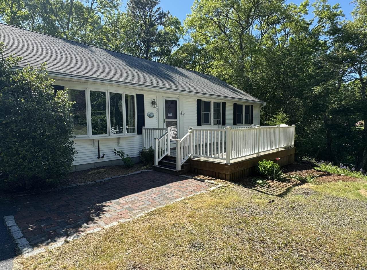 92 Azalea Drive - Photo 1