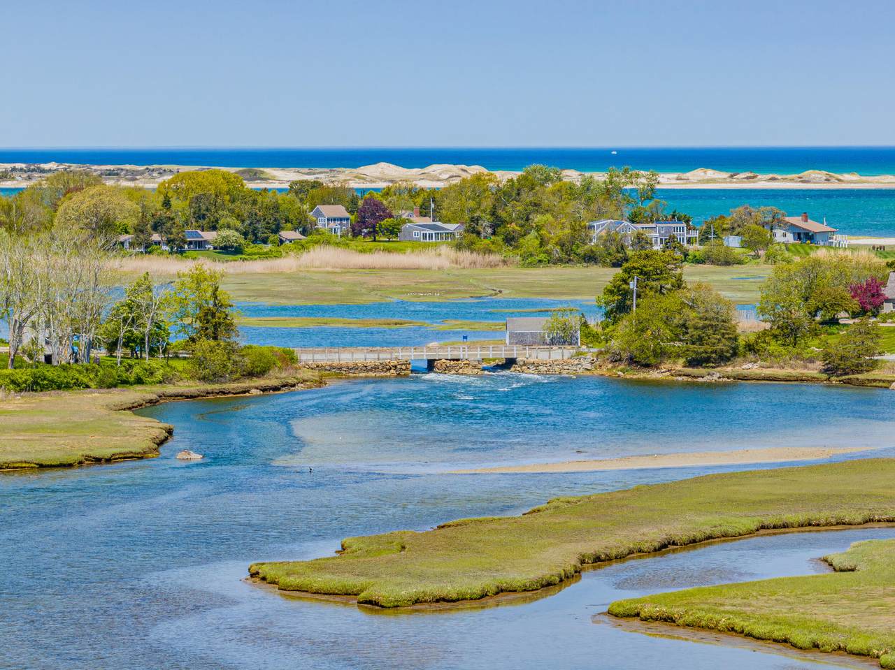 https://bt-photos.global.ssl.fastly.net/capecod/1280_boomver_3_22601046-2.jpg