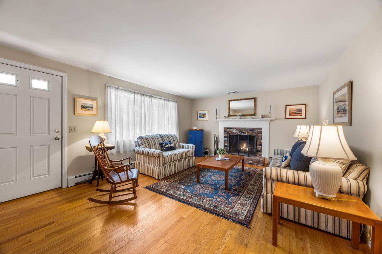 https://bt-photos.global.ssl.fastly.net/capecod/1280_boomver_4_22602639-2.jpg