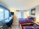 94 Howland Circle - Photo 19