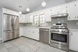 240 Oak Street - Photo 20
