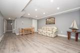 240 Oak Street - Photo 62
