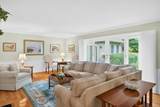 4 Surrey Lane - Photo 17