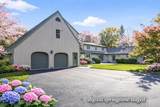 4 Surrey Lane - Photo 73