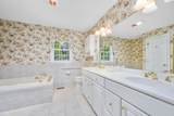 8 Marlboro Road - Photo 16