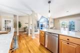 8 Hollyhock Knoll Court - Photo 15