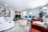 4 Center Place - Photo 16