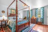 64 Riverside Drive - Photo 14